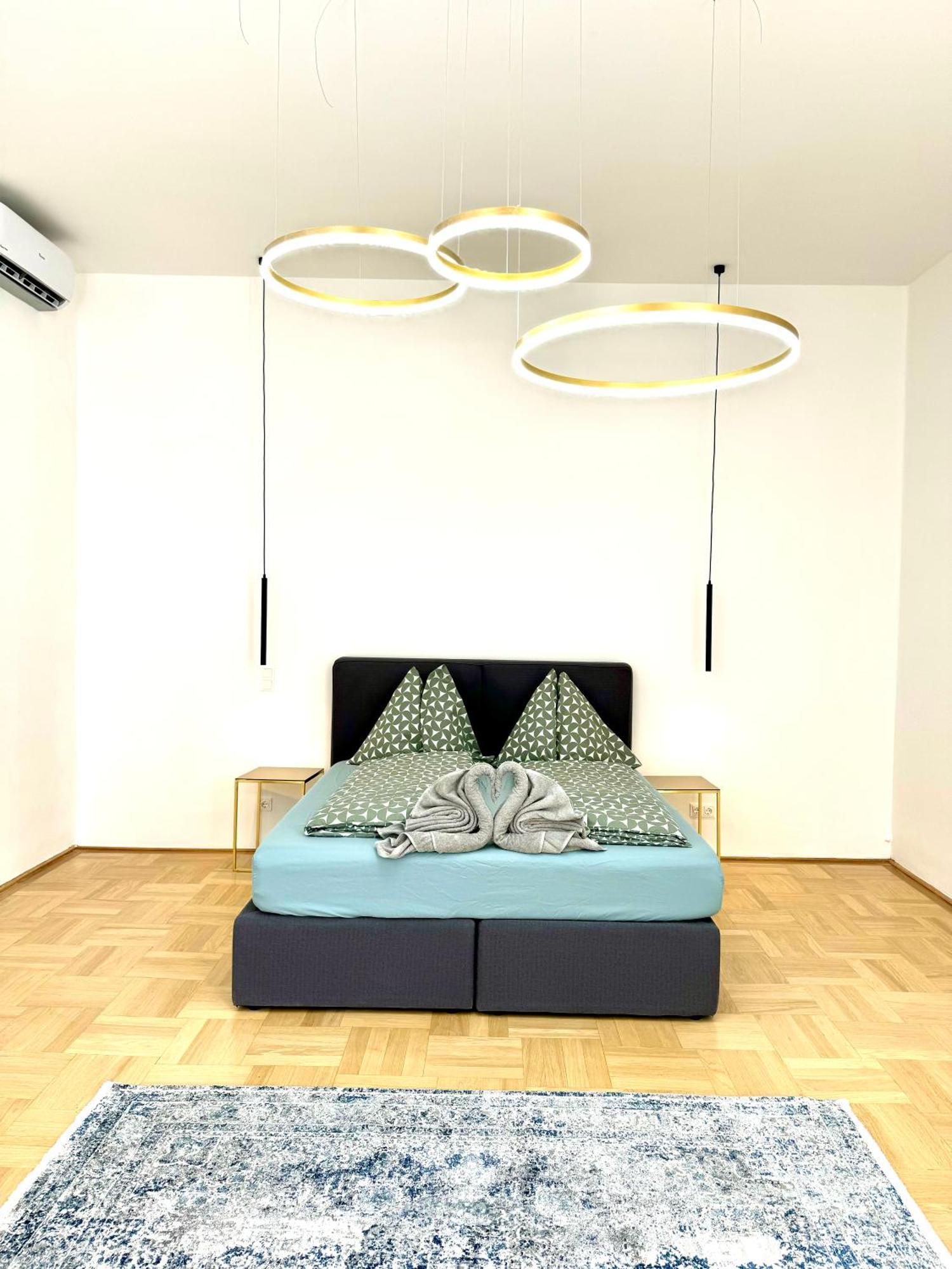 Opera Vienna Apartment 145 M2 מראה חיצוני תמונה